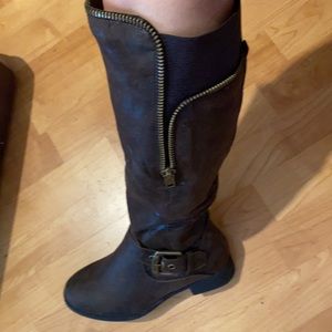 🆕 Edgy Chocolate Boots